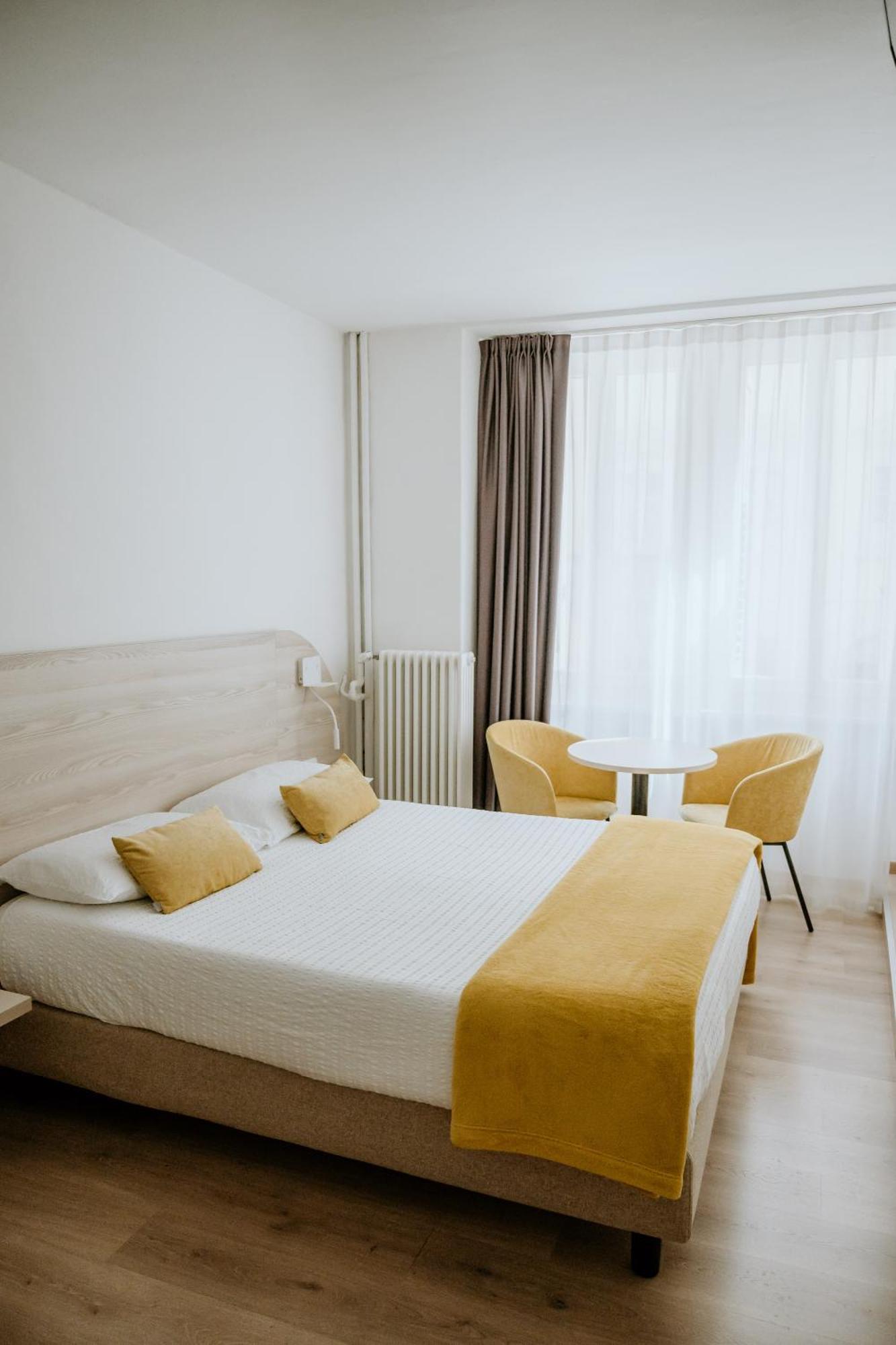 Hotel Venezia トレント エクステリア 写真